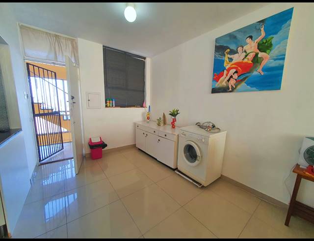 1.5 BEDROOM APARTMENT TO LET IN TOWNSEND ESTATE